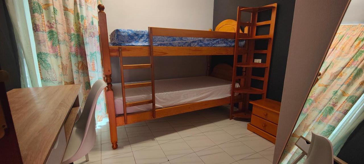 شقة Apartamento Brisas Del Medano المظهر الخارجي الصورة